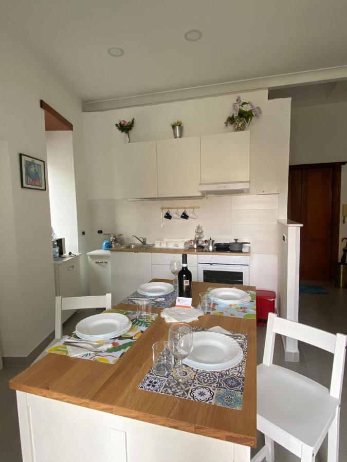 Апартаменти Casa Vacanza Le Ginestre Портічі Екстер'єр фото